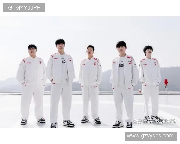 热议英雄联盟TES战队如何在竞争中实现快速变革与突破